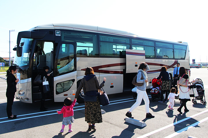 「三井アウトレットパーク」へ無料送迎バスを定期運行